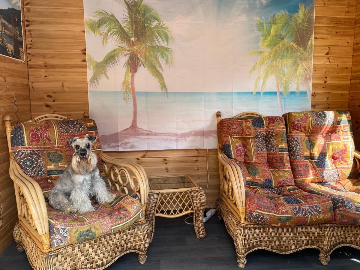Ivy Coastal Cottage Кейстер-он-Си Экстерьер фото